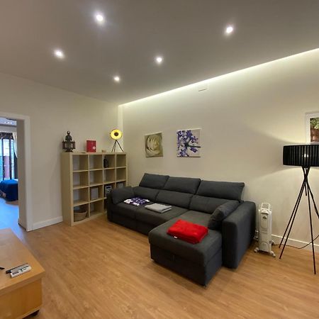 Spatious Luxe Apartment Paseo De Gracia Diagonal Барселона Екстериор снимка