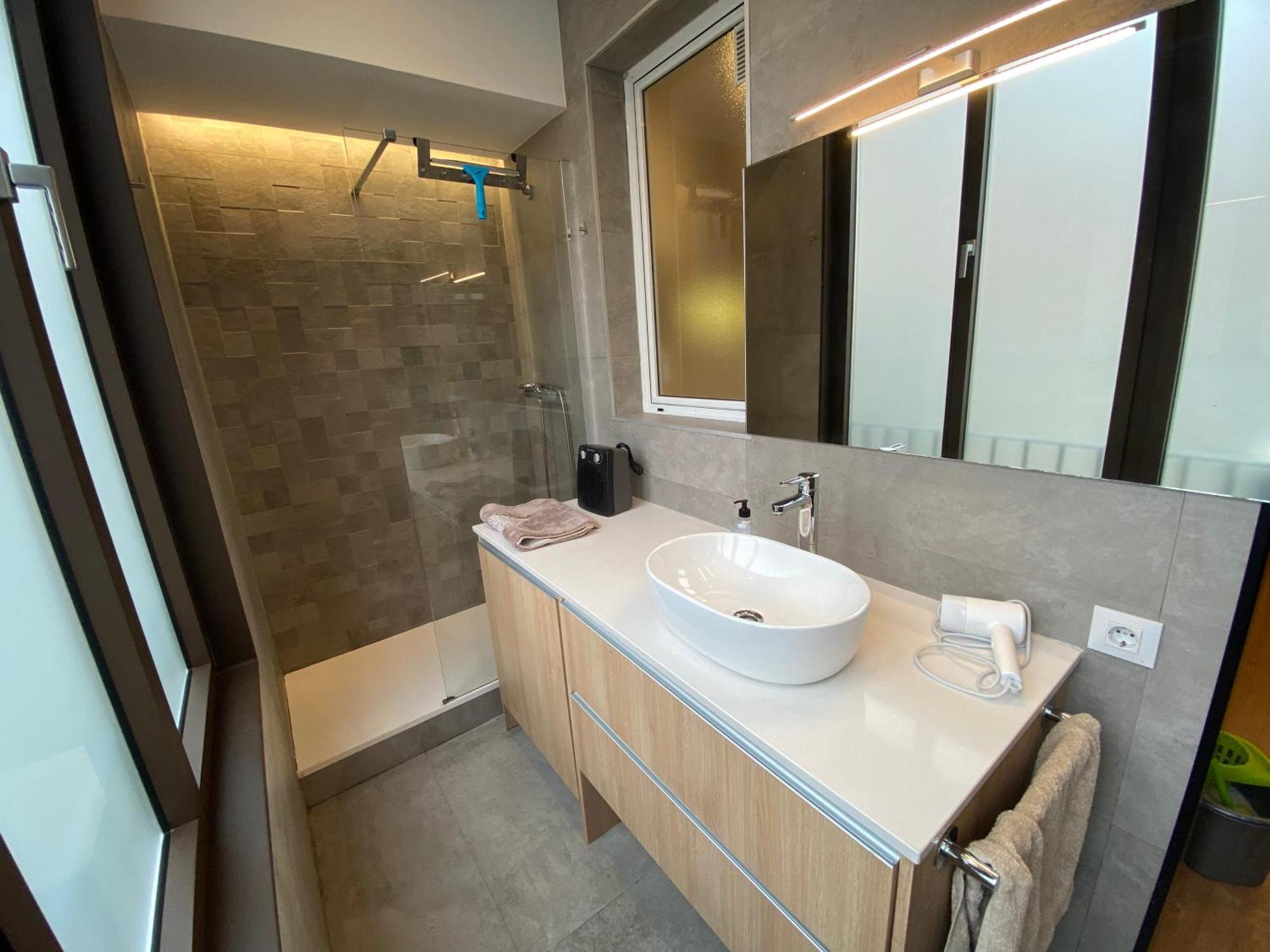 Spatious Luxe Apartment Paseo De Gracia Diagonal Барселона Екстериор снимка