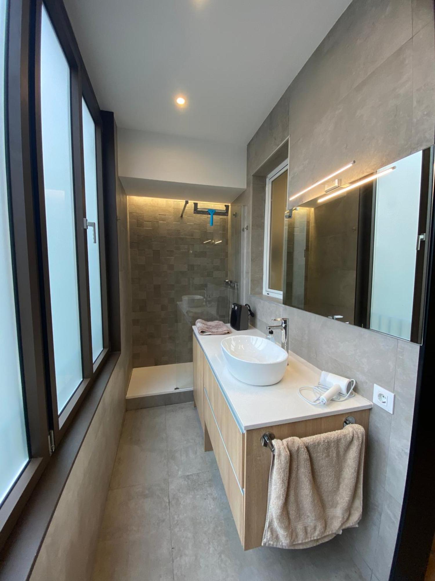 Spatious Luxe Apartment Paseo De Gracia Diagonal Барселона Екстериор снимка